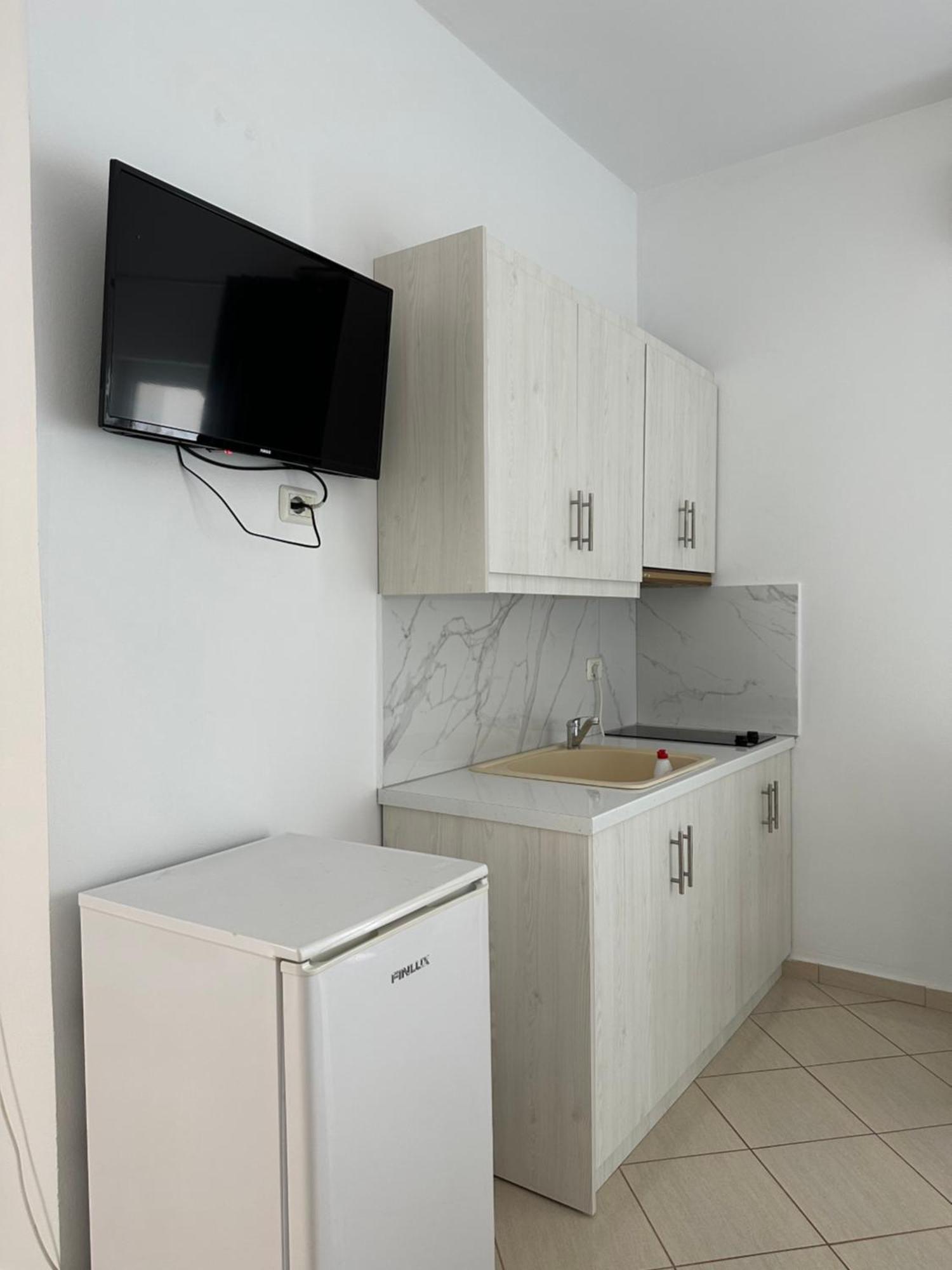 Joni Apartments คซามิล ภายนอก รูปภาพ