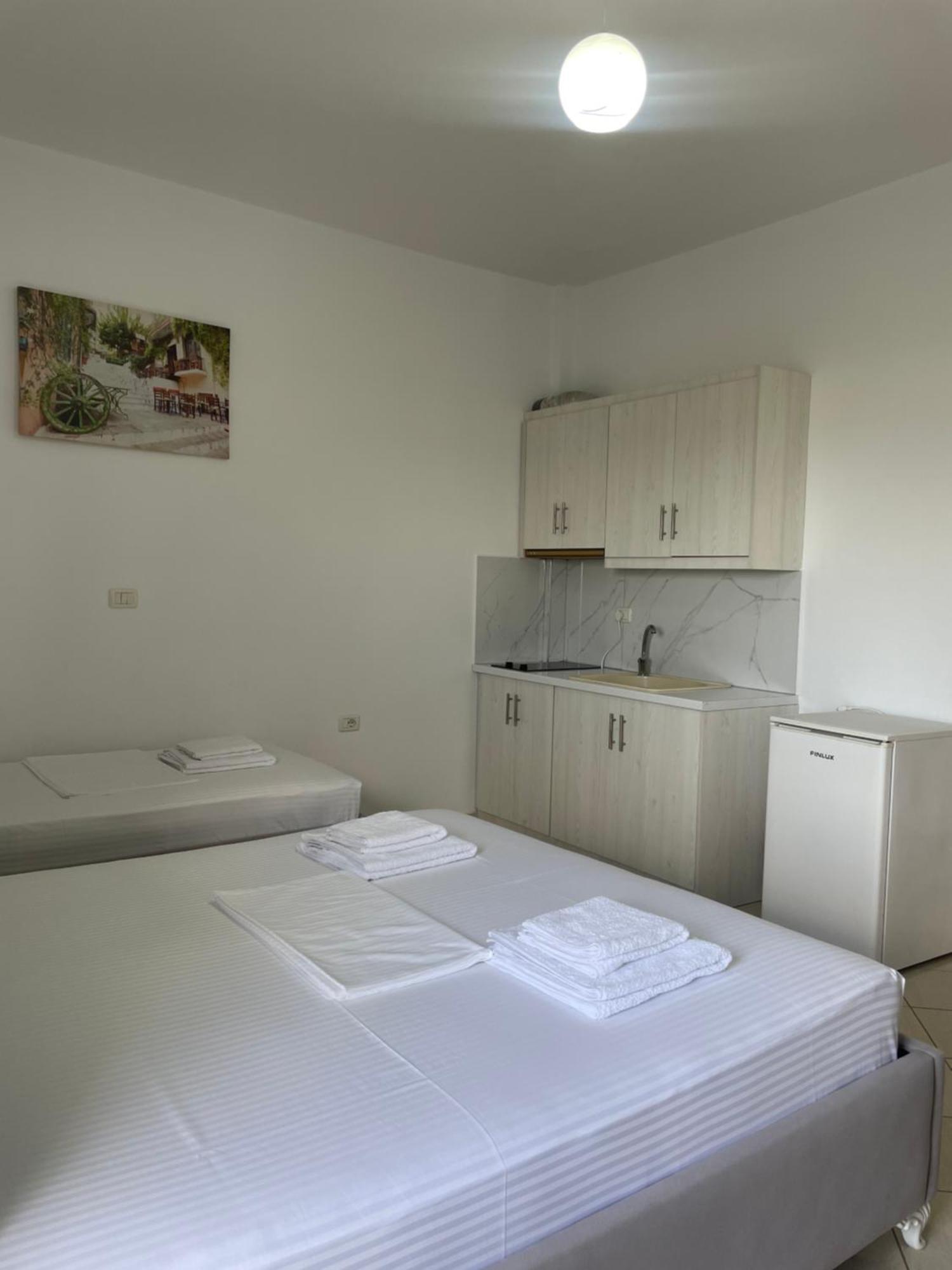 Joni Apartments คซามิล ภายนอก รูปภาพ