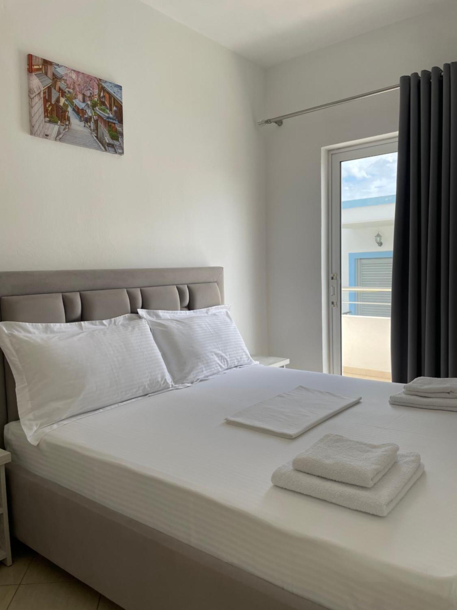 Joni Apartments คซามิล ภายนอก รูปภาพ