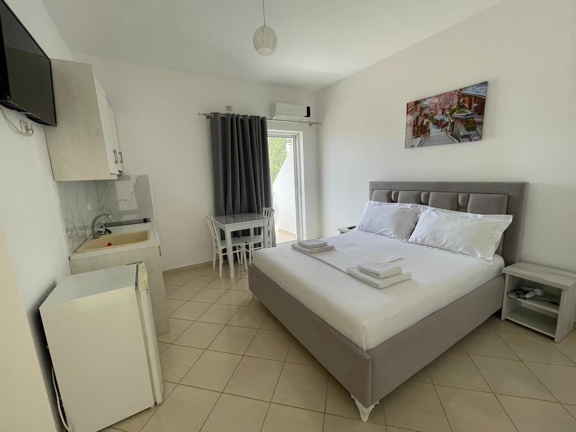 Joni Apartments คซามิล ภายนอก รูปภาพ