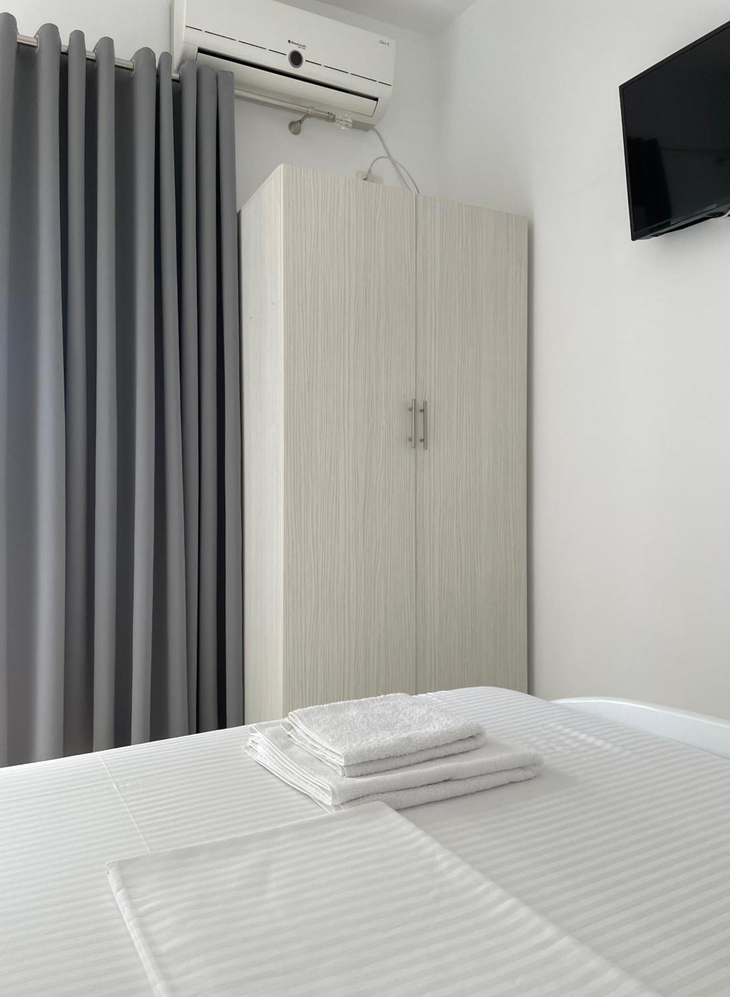 Joni Apartments คซามิล ภายนอก รูปภาพ